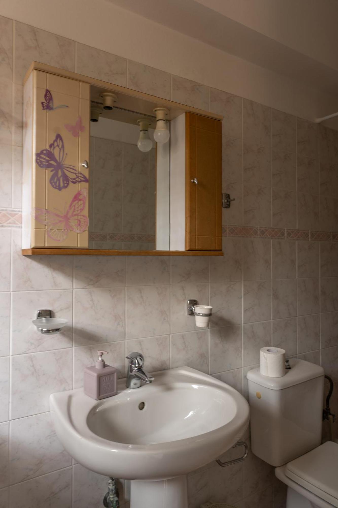 Central Studio - Fully Equiped. Ideal For Couples Patras Exterior photo